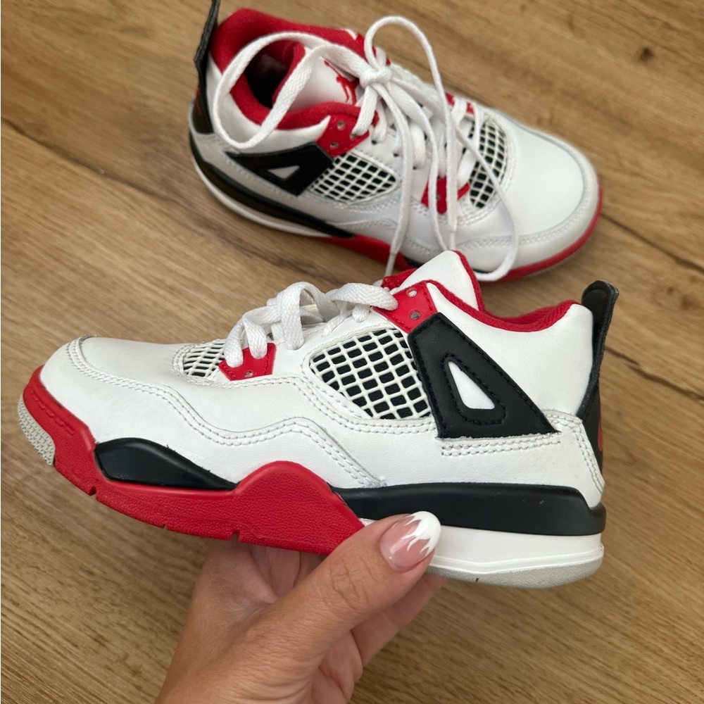 Brand new kids Air Jordan 4 Retro Fire Red 2020